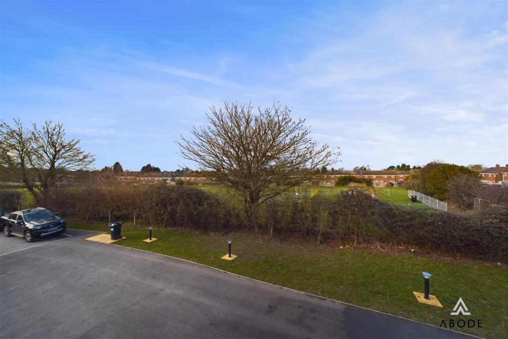CAM03645G0-PR0146-STILL008.jpg