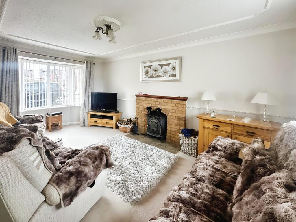 4f4002e5-WhatsApp...