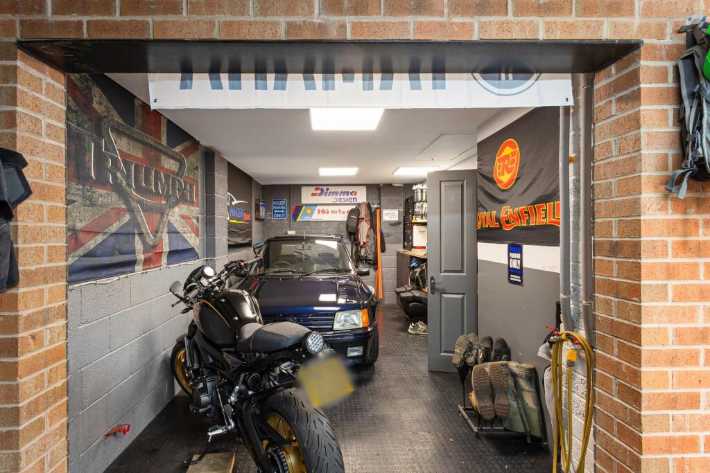 26 Harvest Road-13.jpg