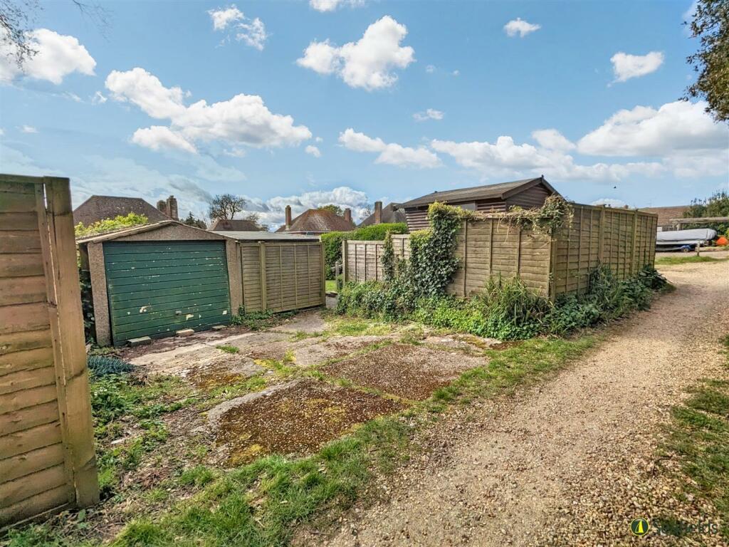 PARKING &amp; GARAGE