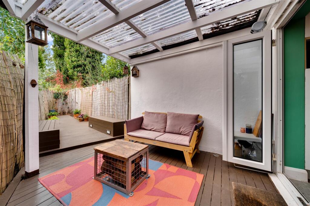 Daniels_136 Minet Avenue _017.jpg