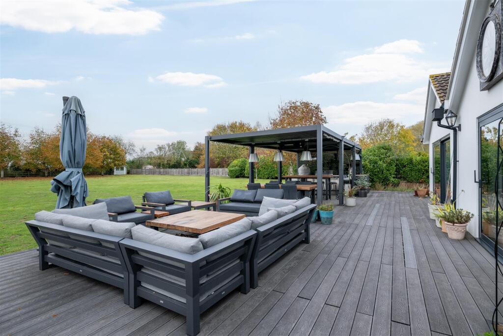 251023 - Silver Birches, Bolnhurst - 60.jpg