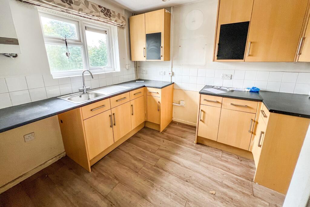 6 Pockeridge Road, Corsham, Wiltshire, SN13 9SB
