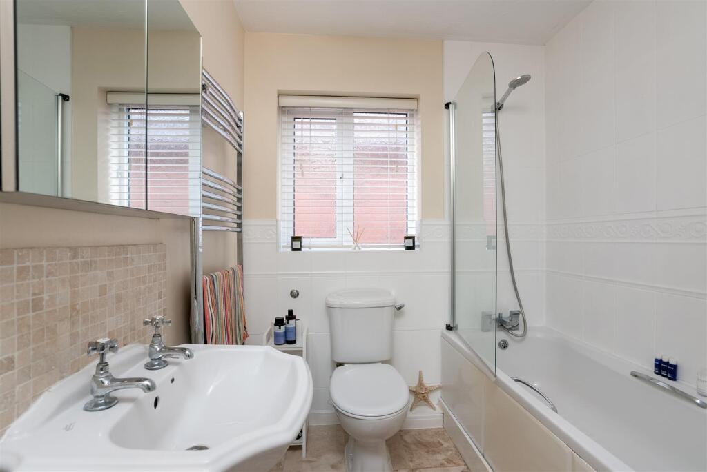 21 Prospero Drive 1992-17.jpg