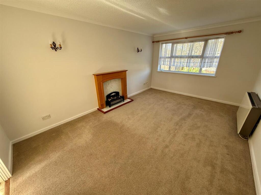 MC64 Lounge.jpg