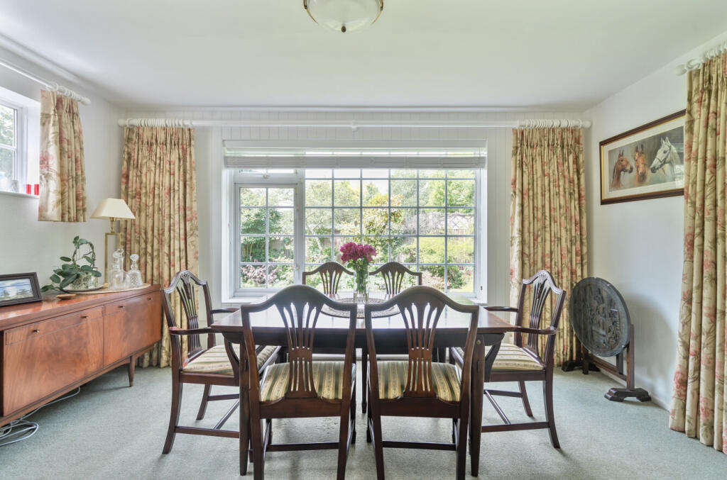 1309504-4-68497ce...