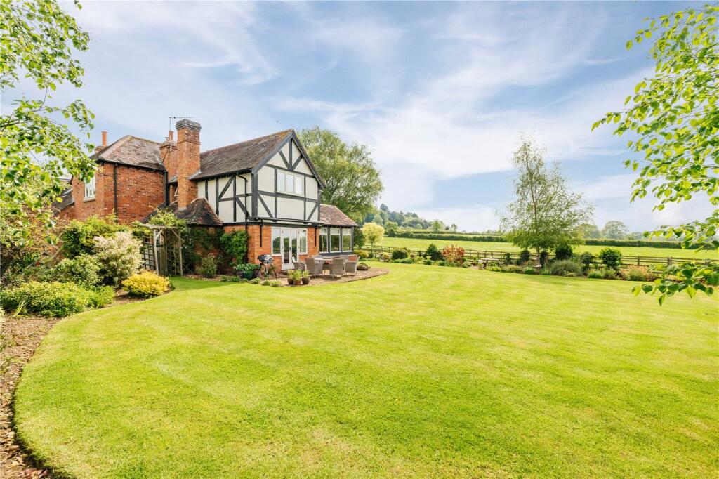 Lower Watchbury Farm