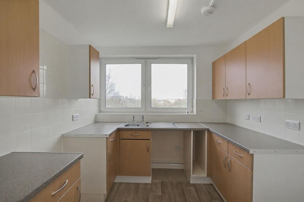 Flat 270, Haynes Park Court, Hornchurch, RM11 2DG