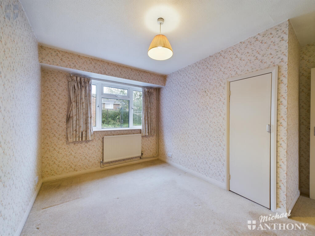 CAM02538G0-PR0110-STILL006