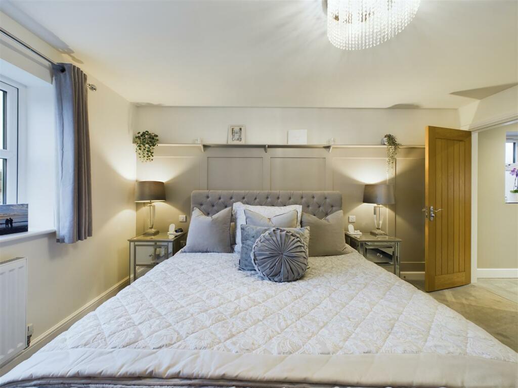 MASTER SUITE