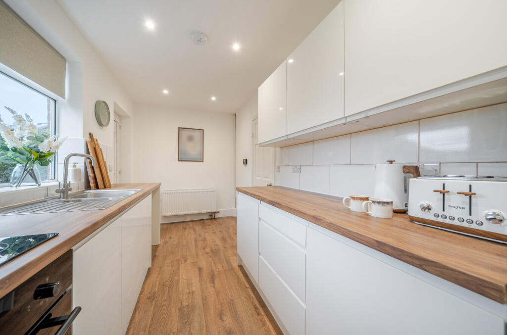 1370155-17-68f756...