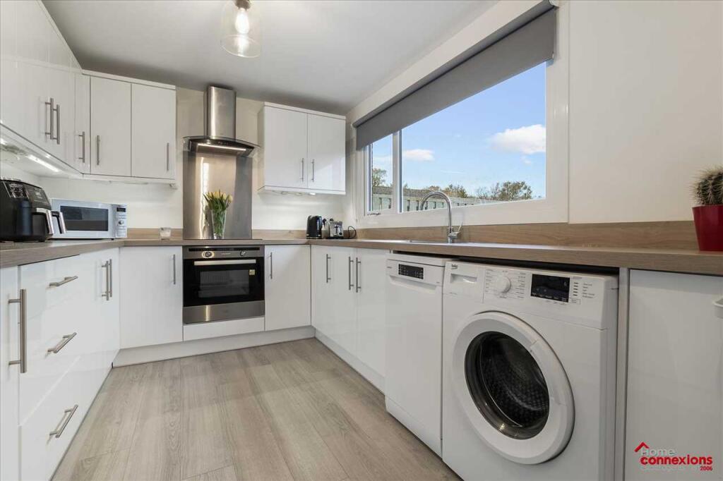 Kitchen (2)