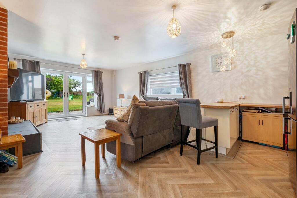 Drawing Room/Sitting