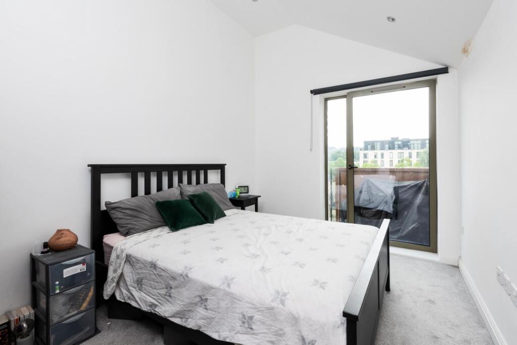 16 South Buildings, Riverview Court, BA1 3SA-12.jp