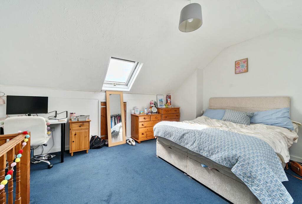 1301353-22-683979...