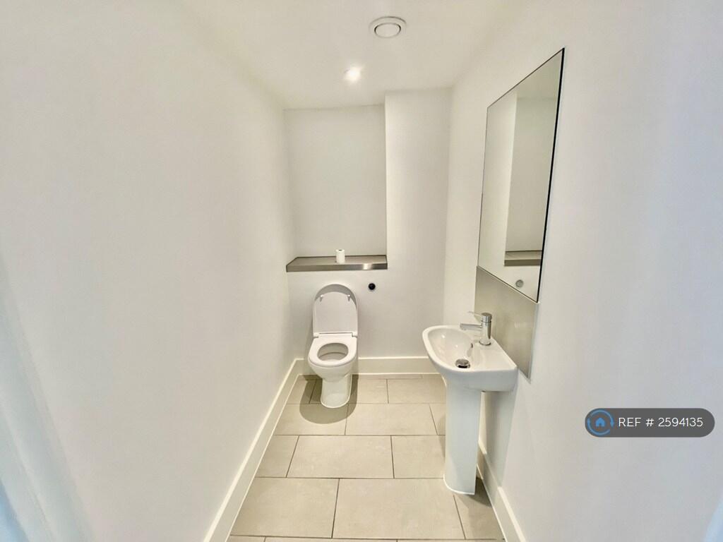 Bathroom 2