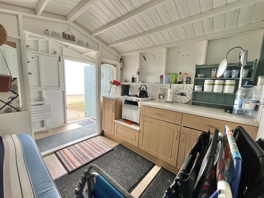 INTERNAL VIEW OF BEACH HUT