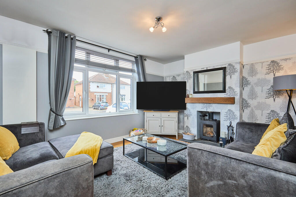 Edward Knight 202...