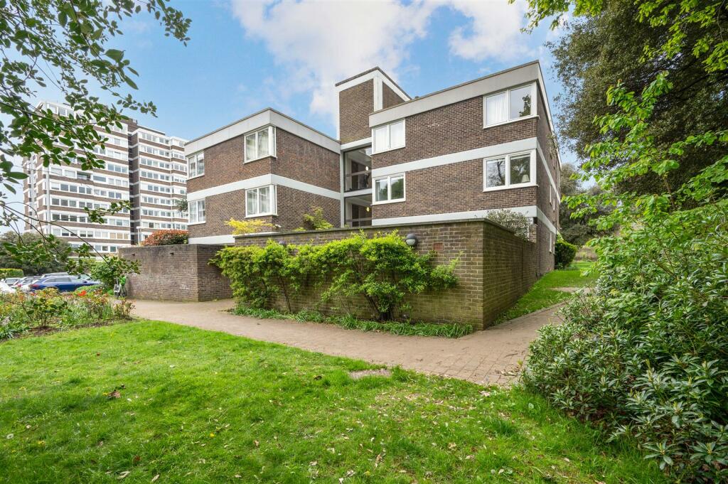 Flat 2, Marlborough House,1.jpg