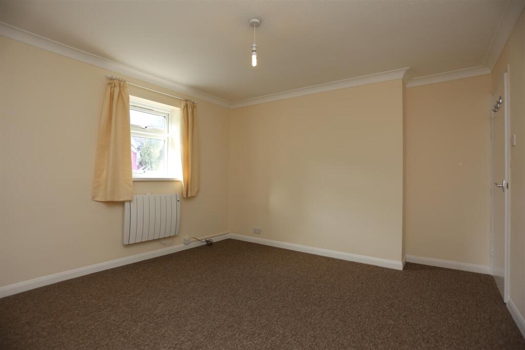 3, 91-93 Hartington Road Bedroom (2).JPG
