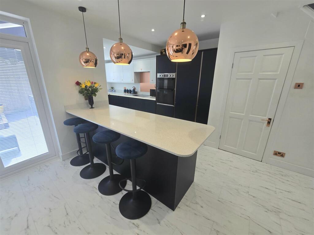 Open Plan Kitchen Diner