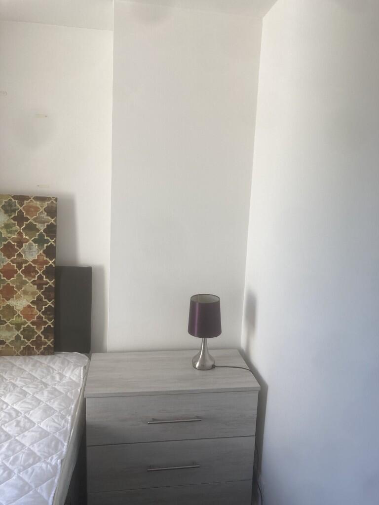 Room 4 @ £725pcm