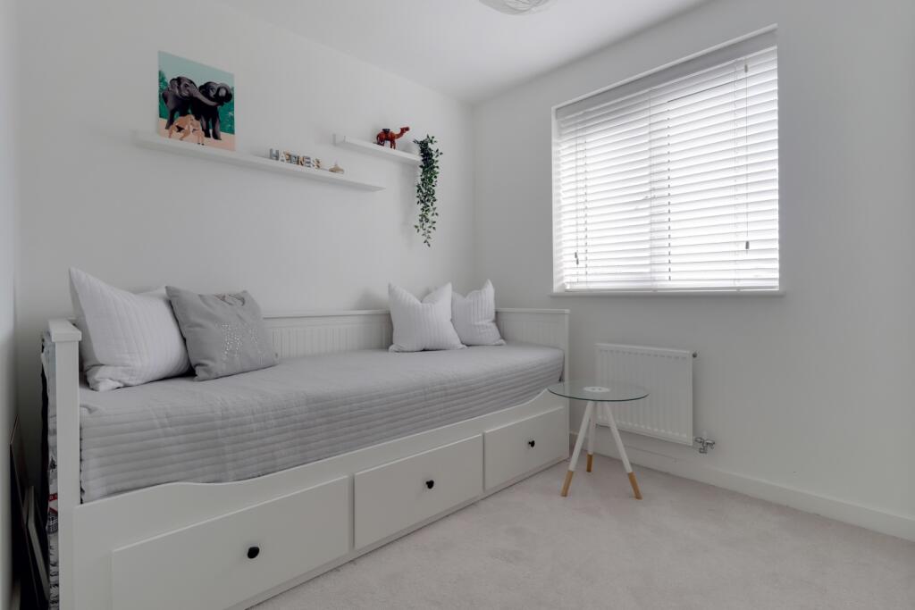 11 - Ryan Clarke EweMove Pontefract