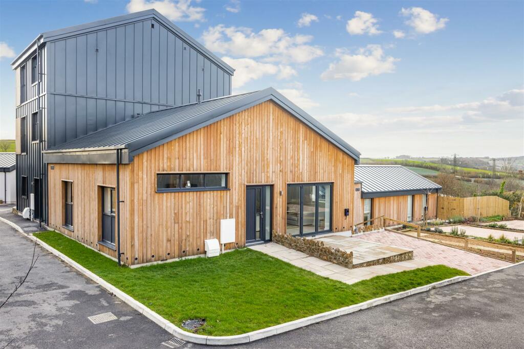 48 - Apple Orchard Staverton x2U.jpg