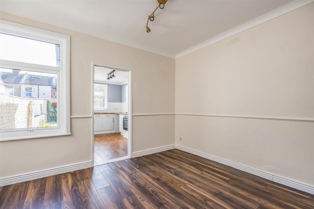 62 Lynn Road, Fratton-Small-PorticoMarketing-SoldB