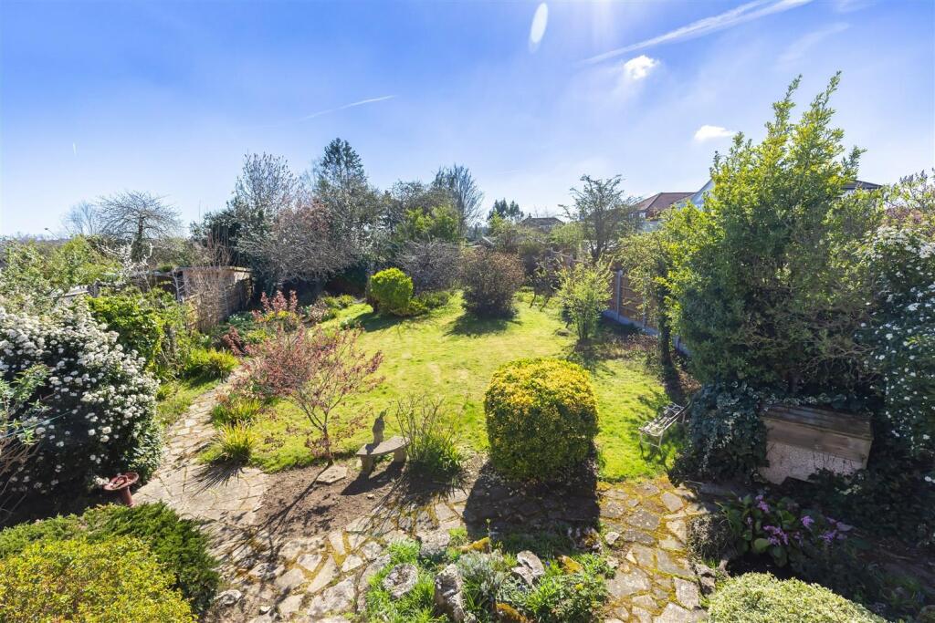 15 HeathDrive (26).jpg