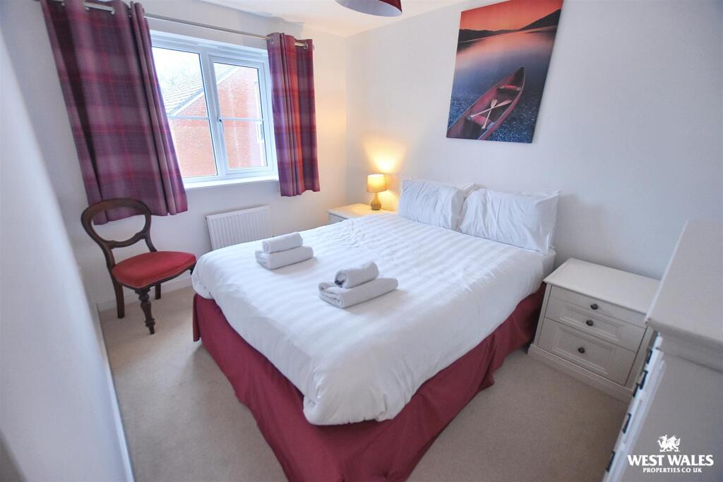 3 - 2025-11-16T205840.170.jpg