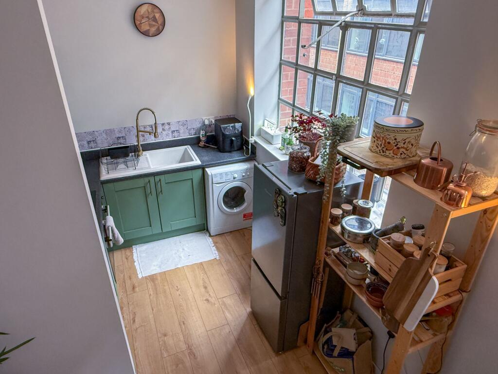 Open Plan Kitchen/Living Area