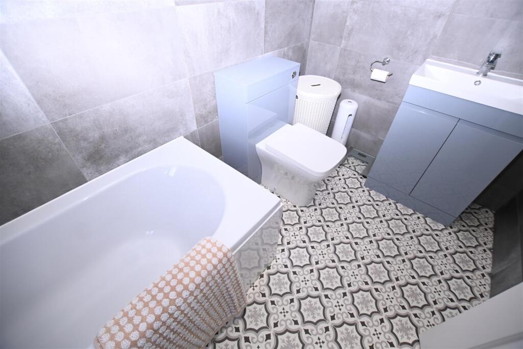 Ground Floor Bathroom