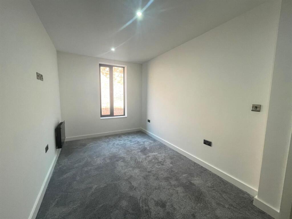 Bedroom.jpg