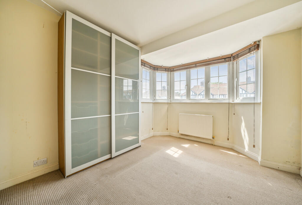 1333839-5-6899f72...