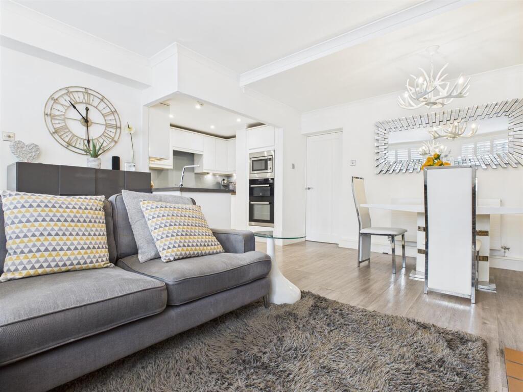Lounge to Kitchen.jpg