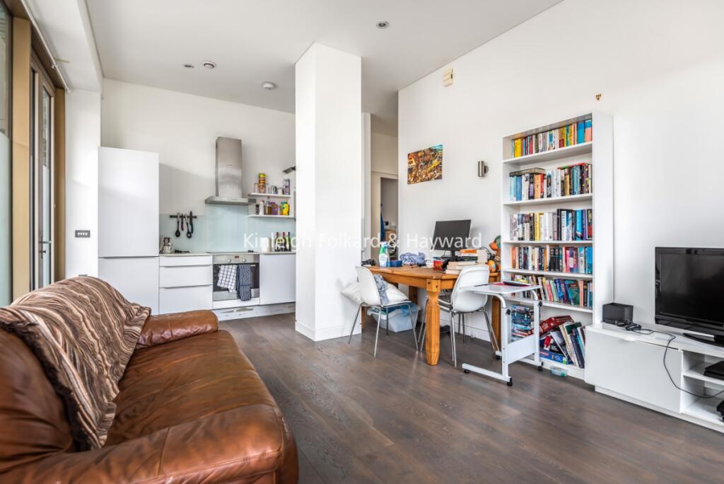 a46429e2-56bc-4bf...