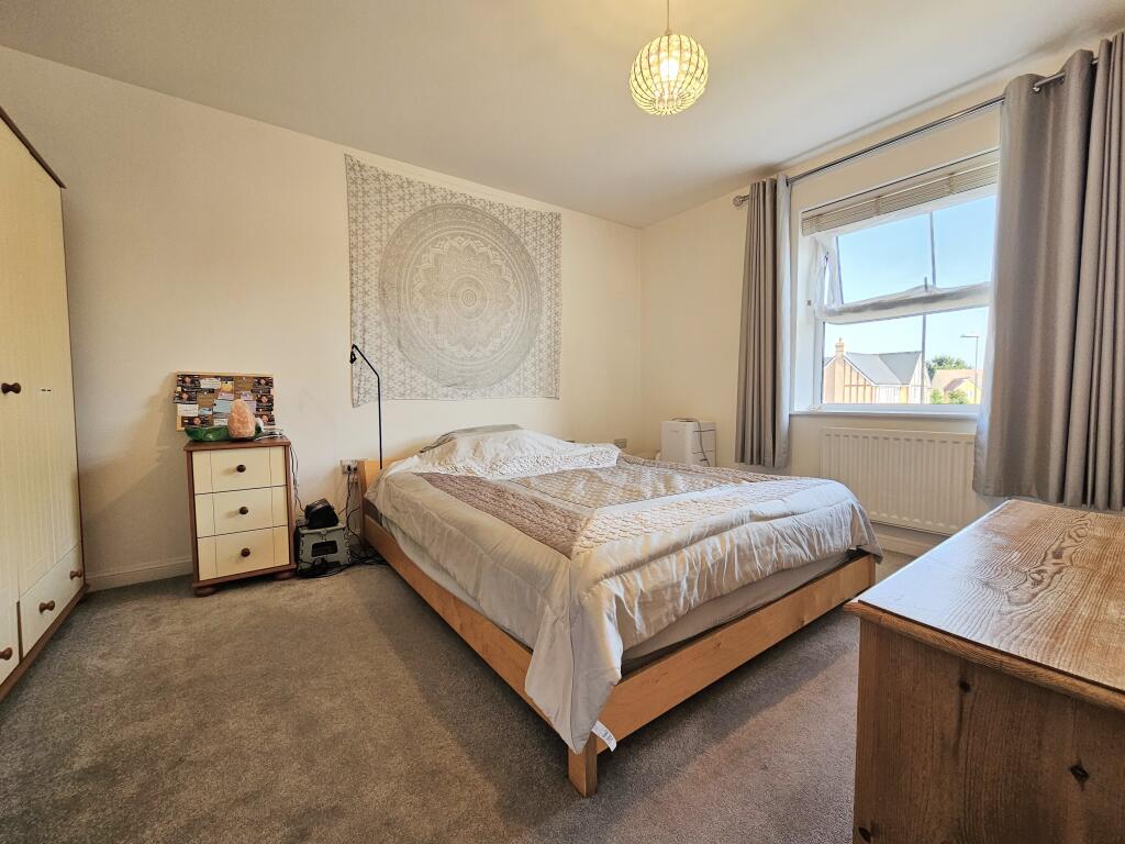 Main Bed