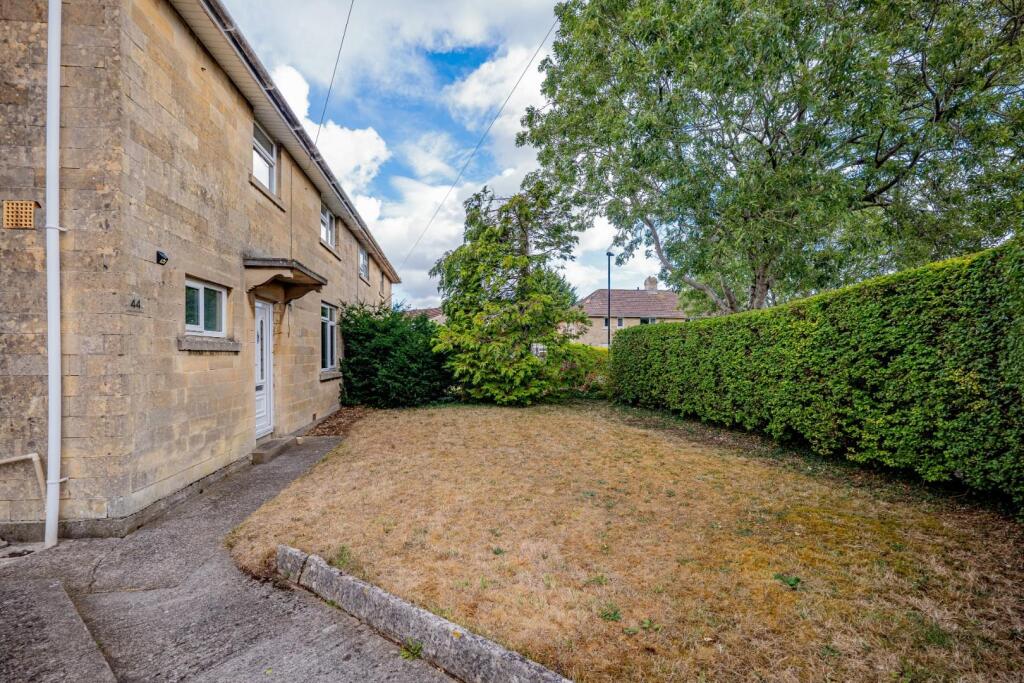 44 Haycome Drive BA2 1PG-3.jpg