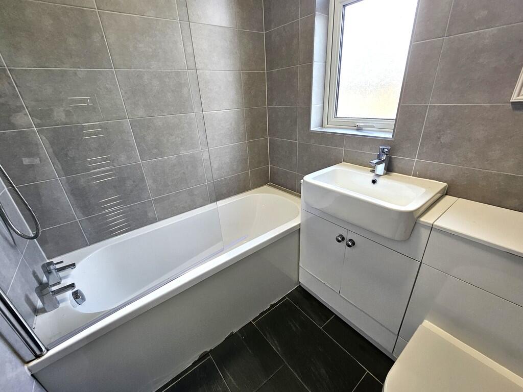 bathroom 1 use