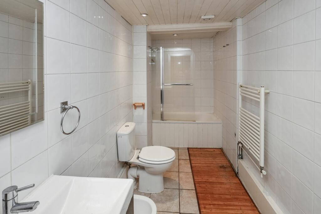 7A Wembury Mews, London N6 5XJ