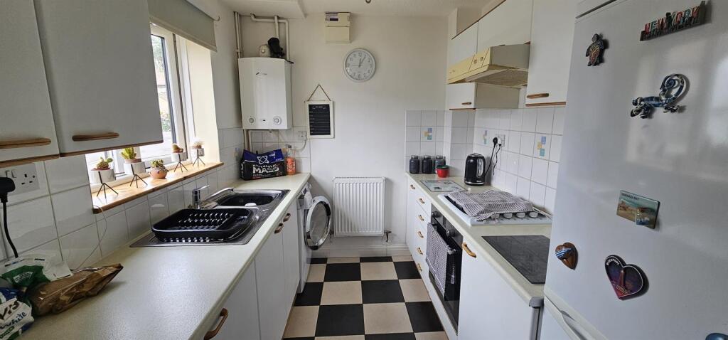 14 campion kitchen.jpg