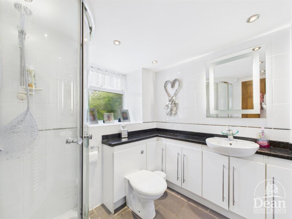 Ground Floor Bathroom
