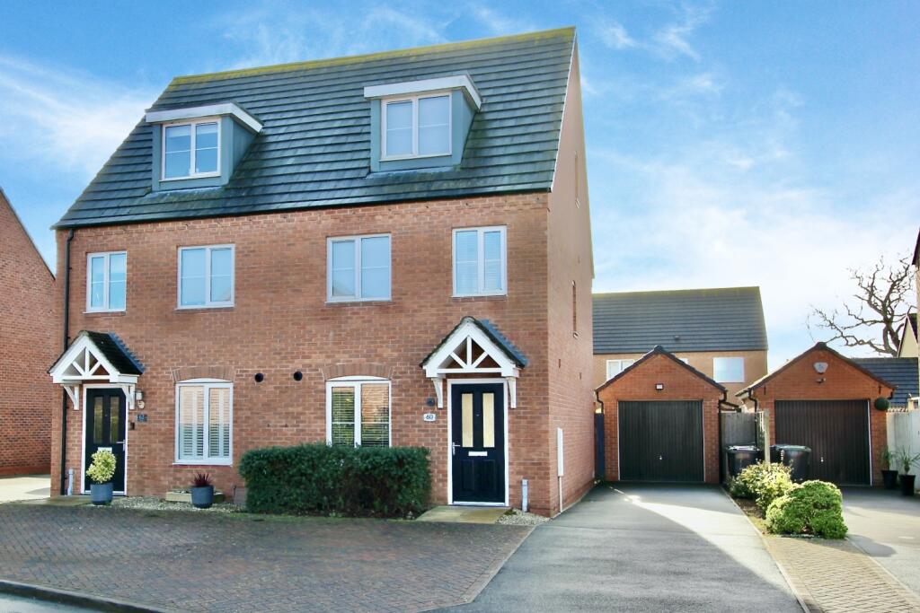 View of property at the front