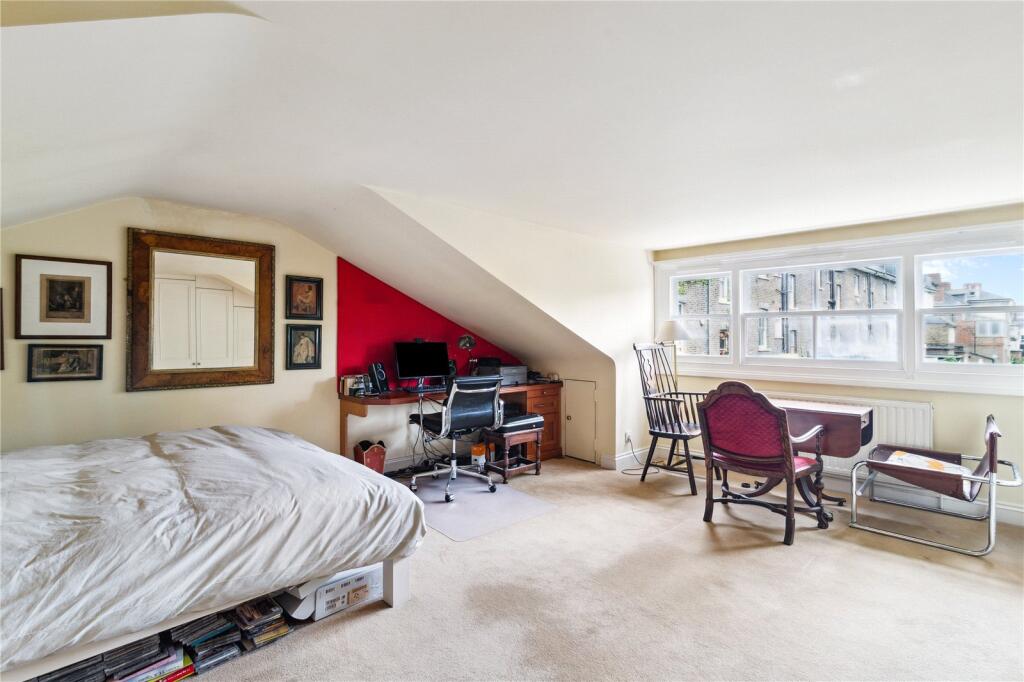 Principal Bedroom