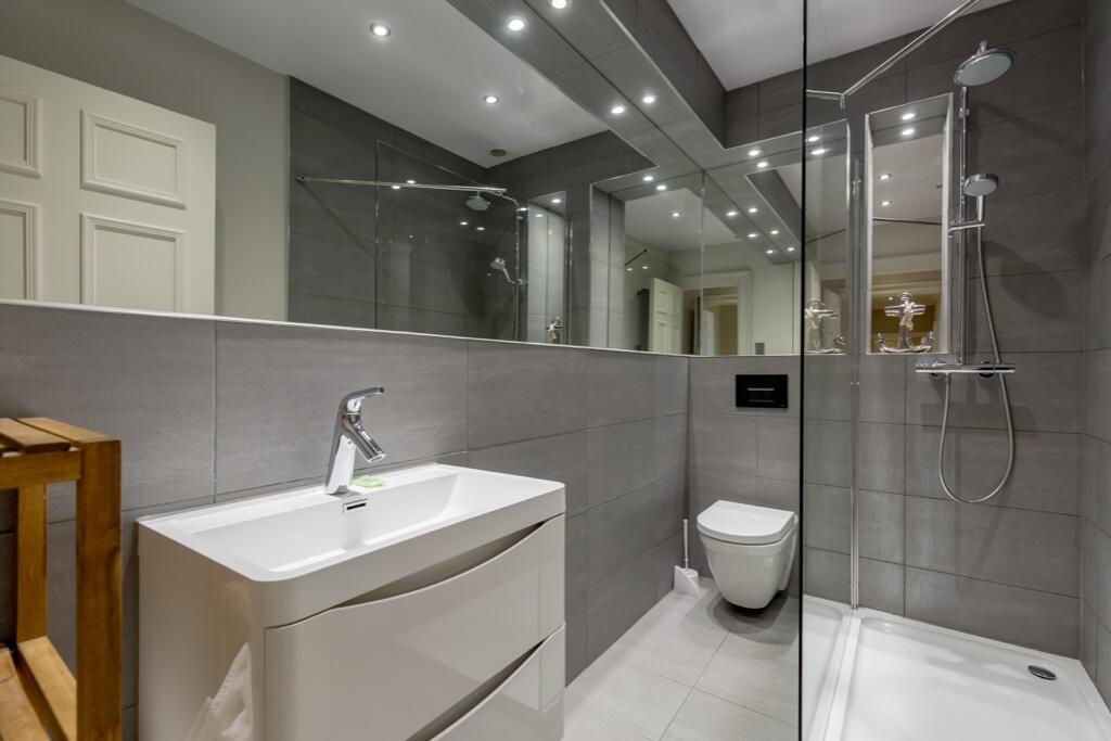 Ensuite