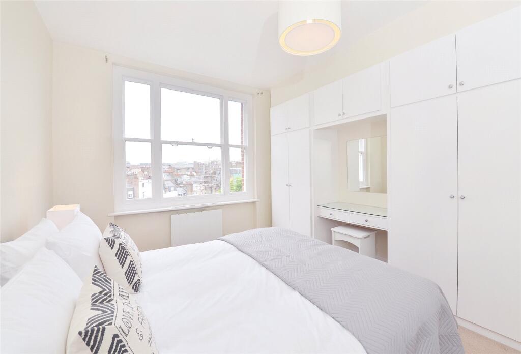 Bedroom (2)