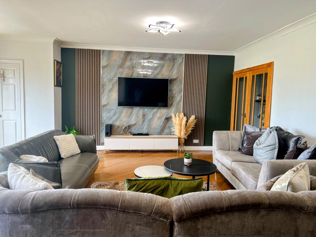 Dining /Living Room