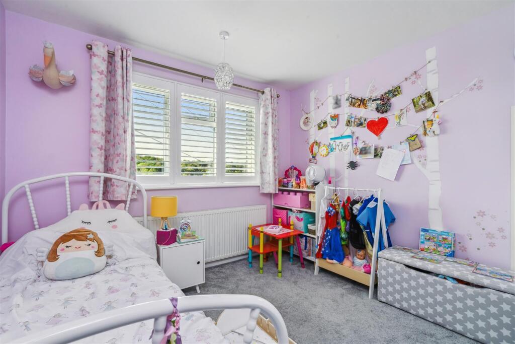 Bedroom 3.jpg