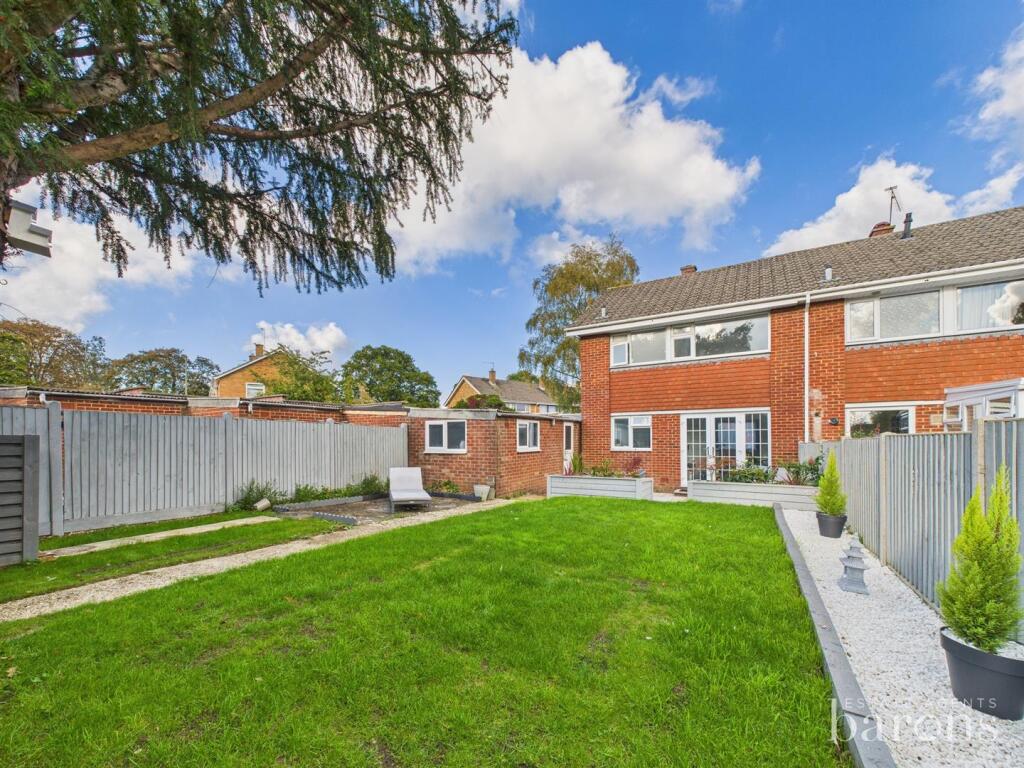 CAM05500G0-PR0077-STILL017 - Copy.jpg